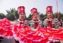 环球在线新闻 2018中国•德宏景颇族国际目瑙纵歌节要来了，我在芒市目瑙示栋下等你！