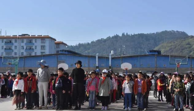 环球在线新闻 云南省玉溪市通海秀山二小小记者站再添新成员