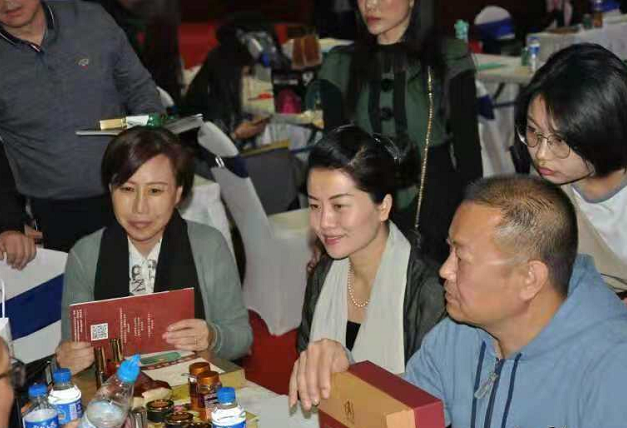 环球在线新闻 探秘独特的怒江大峡谷灵芝