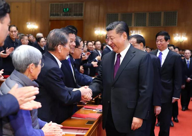 环球在线新闻 习近平等出席观看庆祝改革开放40周年文艺晚会《我们的四十年》