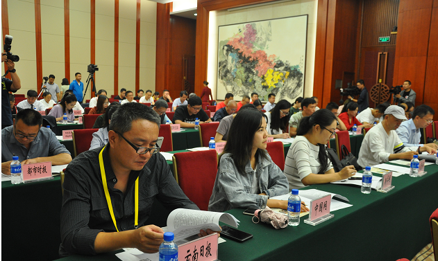 环球在线新闻 2019南亚东南亚国家“商洽会”楚雄州专场新闻发布会在昆明召开