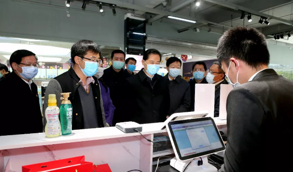 扎实做好复工复产阶段防控工作！陈豪率队在昆明市检查调研