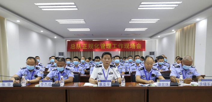单艇查缉 负重泅渡 潜泳搜索 云南省公安厅水上巡逻总队举行实战大练兵