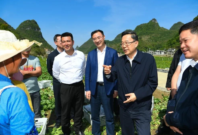 孙志刚在黔西南州调研督战脱贫攻坚时强调：绷紧弦加把劲更严更实更细更紧工作 确保按时高质量打赢最后总攻歼灭战