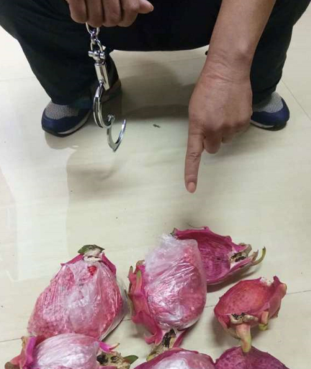 治庸•禁毒丨迷惑行为大赏！且看云南警方打处的藏毒现场……