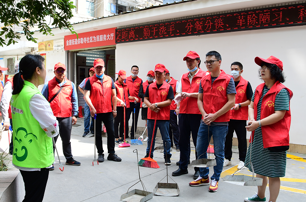 云南各级团组织集中开展爱国卫生专项行动