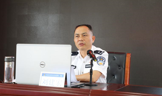 坚持政治建警全面从严治警 践行训词精神扛起光荣旗帜 ——水上巡逻总队组织开展教育整顿主题党课