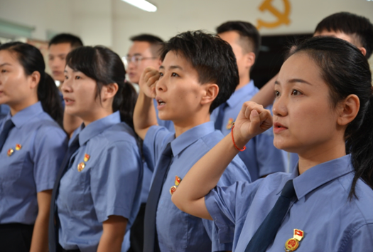 昆明市西山区人民检察院： 收听收看纪念中国人民志愿军抗美援朝出国作战70周年大会