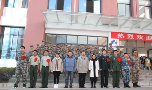 云南理工职业学院召开退役复学大学生座谈会在昆明启航