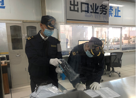 昆明海关成功办理跨境电商1210 出口首单业务