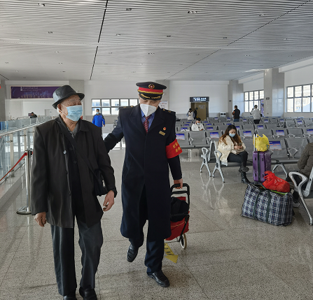 春节假期云南铁路发送旅客64.2万人  三项指标创新高