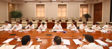 王予波参加所在党支部党史学习教育专题组织生活会时强调：争做有共产主义觉悟的先锋战士