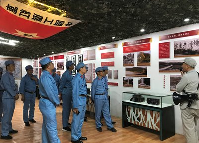 忆峥嵘岁月 传红色基因 ——盘龙区医疗保险管理局开展“八一” 建军节座谈会系列活动