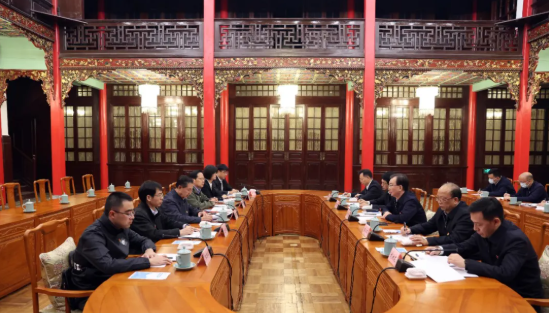 党史学习教育中央第七指导组与云南省委举行工作交流会 深入学习贯彻习近平总书记重要讲话精神 推动党史学习教育不断走深走实做深做实