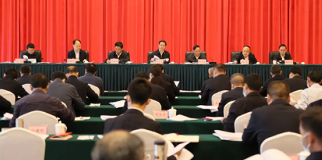 全省重点项目工作现场推进会强调：时不我待只争朝夕埋头苦干奋勇争先，以高质量项目推动高质量发展