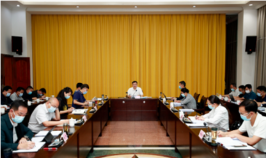 德宏州委常委会召开会议：坚决贯彻落实“疫情要防住、经济要稳住、发展要安全”要求