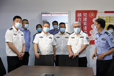 环球在线直播: 公安部第七督察组赴昆明督导公安机关 夏夜治安巡查宣防第二次集中统一行动