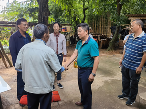 环球在线直播: 回访老兵 情暖人心
