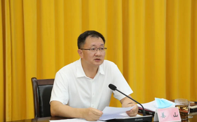 环球在线直播: 姜山：严格落实意识形态工作责任制 扎实做好意识形态工作