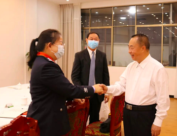 张之政会见受表彰代表时强调：珍惜荣誉 对党忠诚 为民服务 在新时代新征程中奋勇争先建功立业