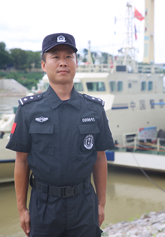 【老挝人民军友谊勋章获得者】黄成： 从悲痛中归来 在新时代前进