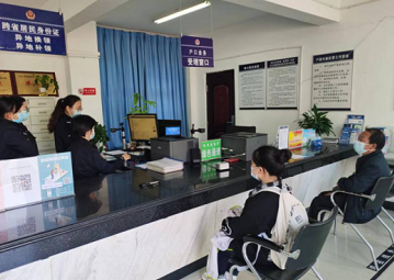云南省公安机关开展首次申领居民身份证 “跨省通办”试点工作