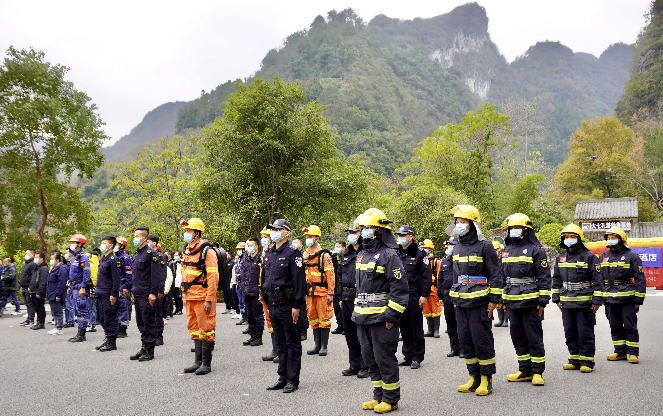 贵州旅游大培训大演练大排查专项行动 在荔波小七孔景区拉开帷幕