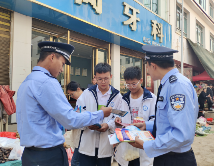 营盘镇：“零距离”普法宣传 筑牢基层群众法治观念