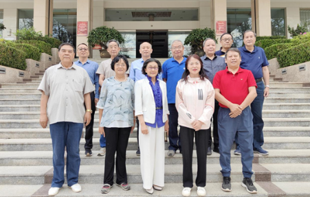 四会智库联盟举行主题教育学习座谈会
