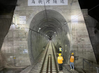 受地震影响的大瑞铁路大保段恢复运行 今日列车正常开行不受影响