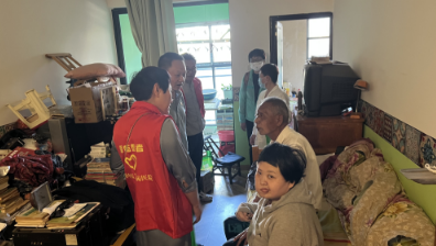 大爱无疆 关怀无限——鼓楼街道交三桥社区“大党委”慰问困难群众