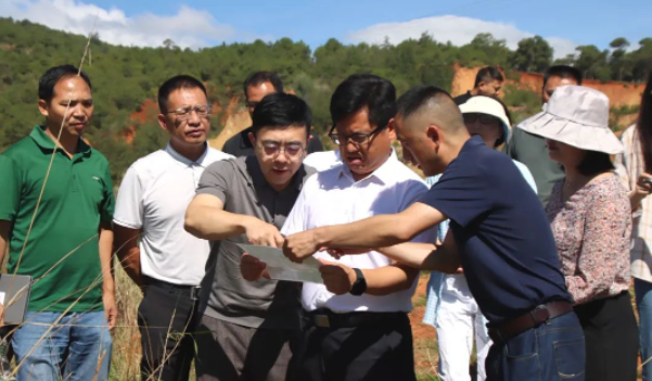 陈真永到洱源县调研产业发展时强调 立足资源优势 坚持走绿色高质量发展之路