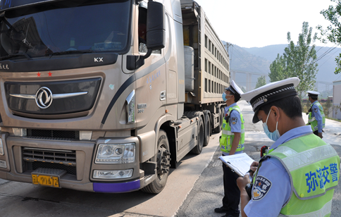 深化服务举措 护航平安出行 大理交警“组合拳”治理货车非法改装