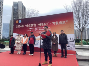 吴井街道官小服送政策上门助力辖区企业发展