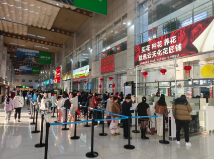 大理机场单日旅客吞吐量、航班起降架次再创历史新高！
