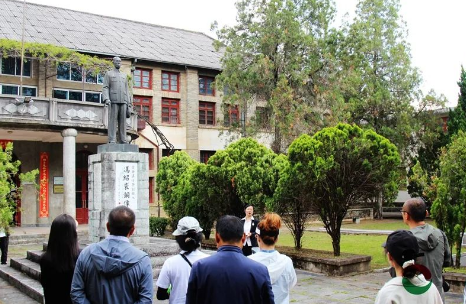 “气象万千看云南”采风团走进滇红集团