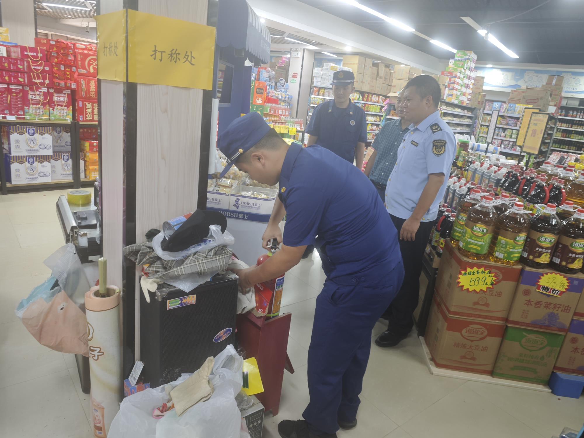 凤庆县三岔河镇：开展消防安全排查 为群众清隐患守安全