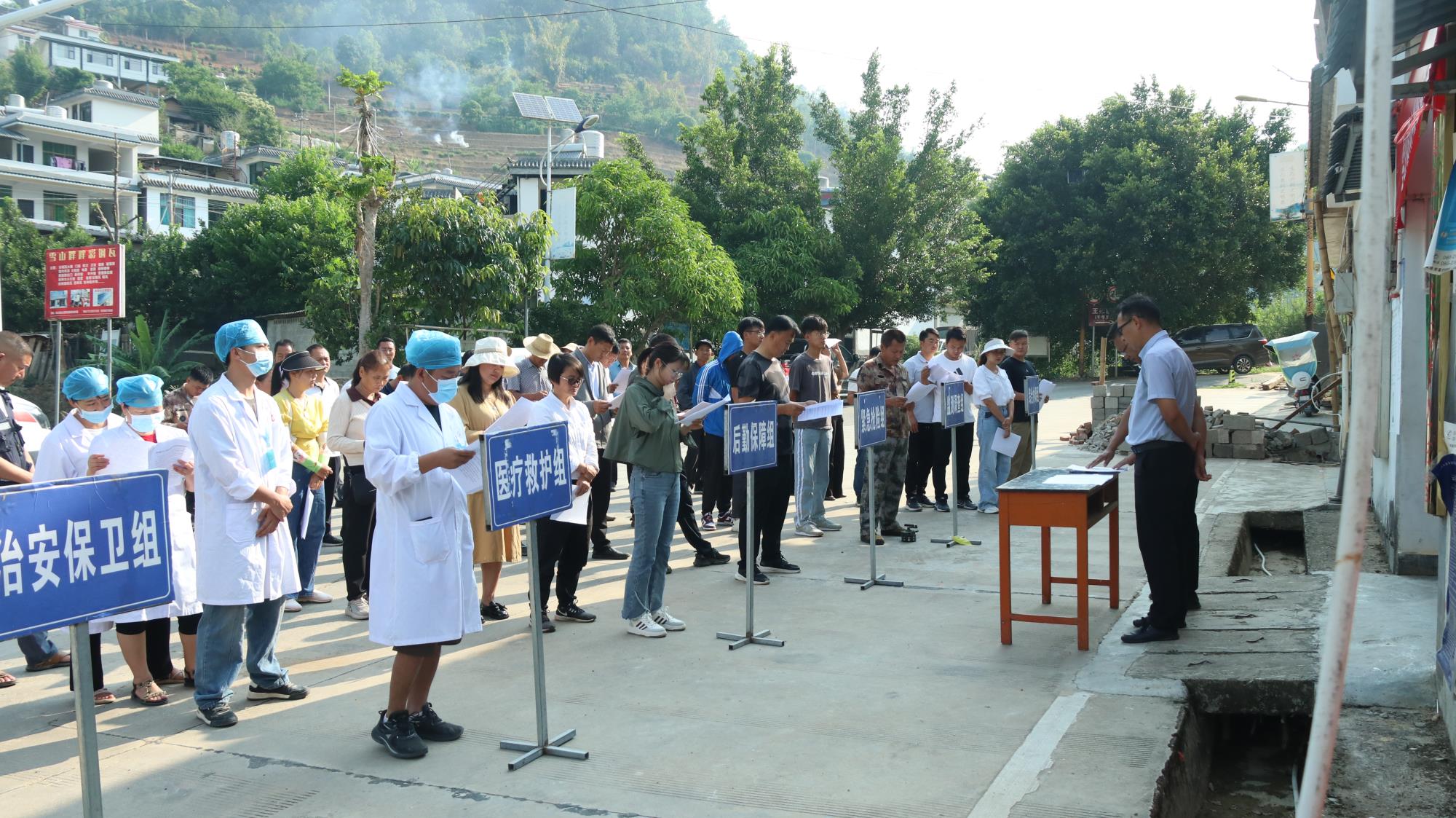 “民呼我为”：雪山镇人大着力为民办实事解难事做好事
